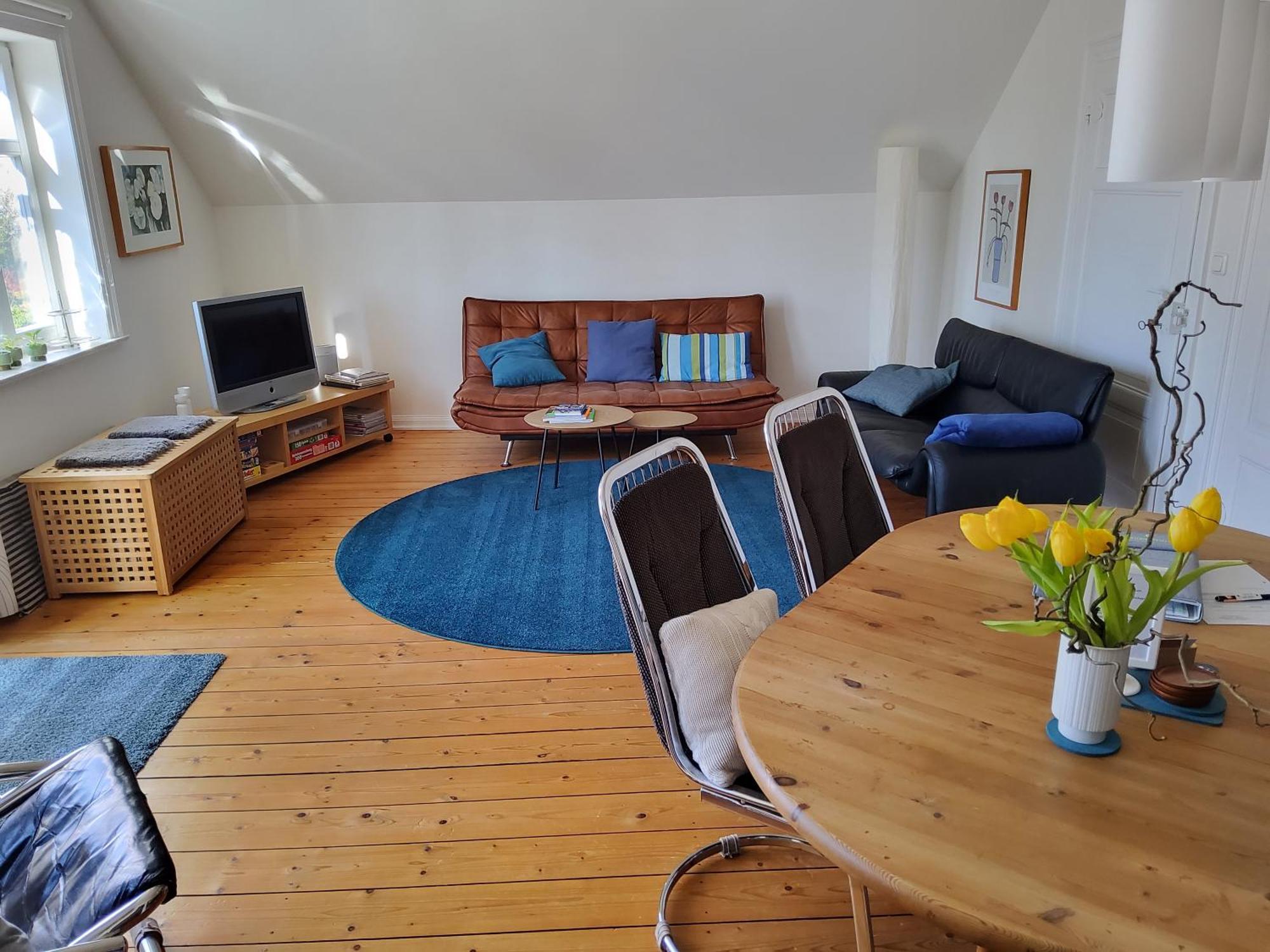 110qm Mit Balkon An Weser/glacis/city Apartment